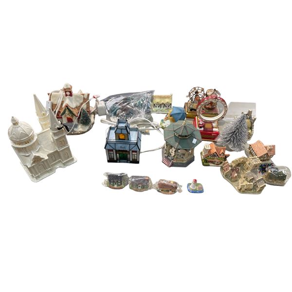 Tote Full Of Miniature Buildings, Stain Glass Bank Lamp, Etc..