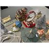 Image 6 : Tote Full Of Miniature Buildings, Stain Glass Bank Lamp, Etc..