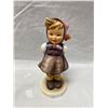 Image 1 : Vintage Goebel Hummel Young Girl Figurine
