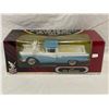 Image 1 : Road Signature 1:18 Die Cast 1957 Ford Ranchero In Original Box