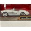 Image 2 : Road Signature 1:18 Die Cast 1957 Chevrolet Corvette In Original Box