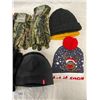 Image 2 : Tote Full Of Gloves, Tuques, Etc..