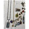 Image 2 : Assorted Vintage Pendants