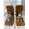 Image 1 : Pair Of Socket Book Ends