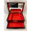Image 2 : Vintage Chinese Jewelry Box