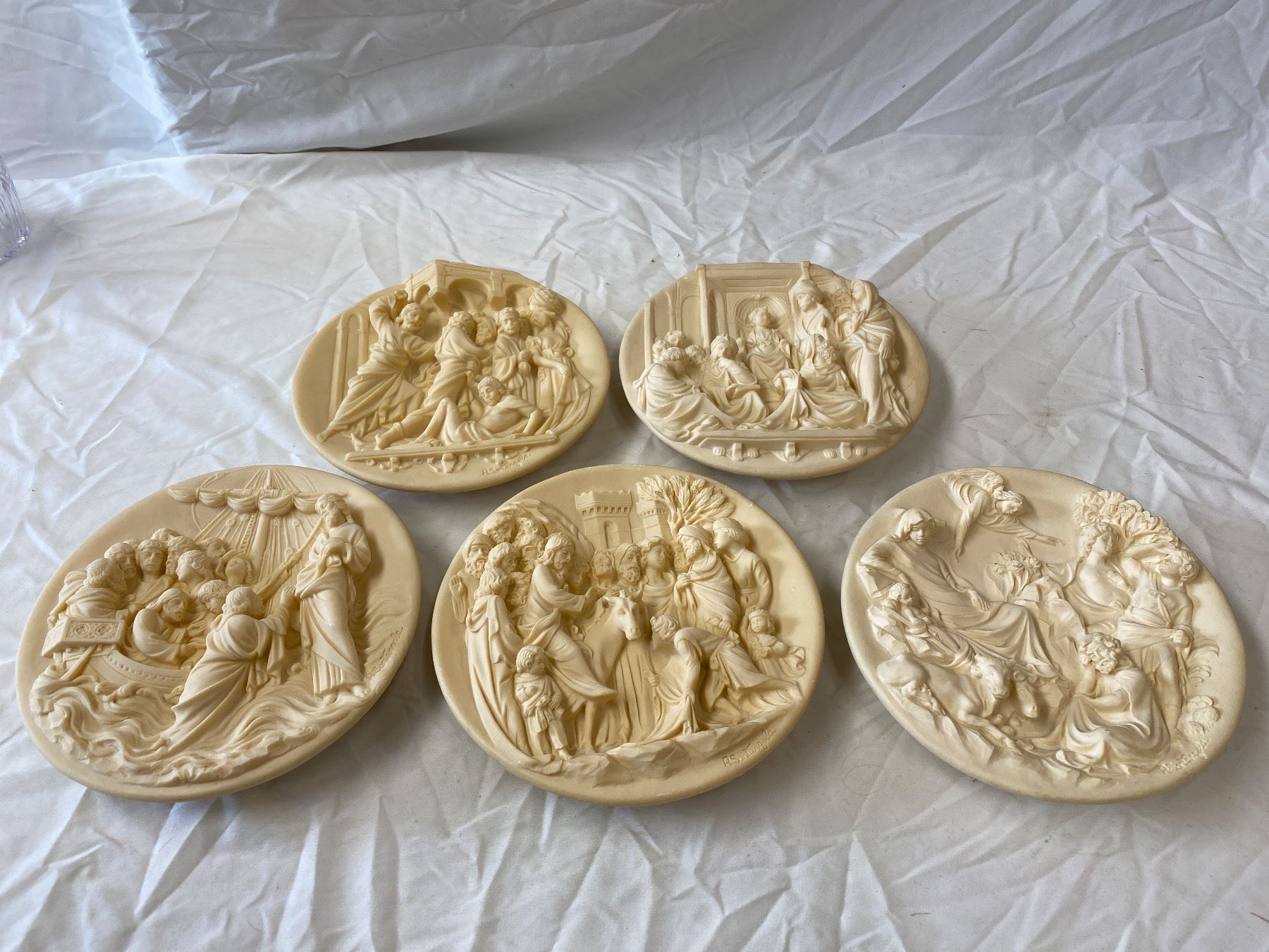 5 Italian Collector Plates - Test Site