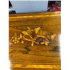 Image 2 : Vintage Working Rare Inlayed Swiss Music Box With Dancing Dolls