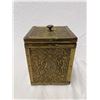 Image 1 : Vintage Brass Embossed Tobacco Box