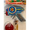 Image 2 : Exelo Japanese Tin Toy Bubble Gun In Original Box