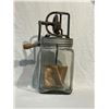 Image 1 : Vintage 3Qt Dazey Churn