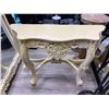 Image 2 : Vintage Off White Carved Curved Leg Console Table