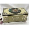 Image 3 : Vintage Tin With Assorted Thimbles