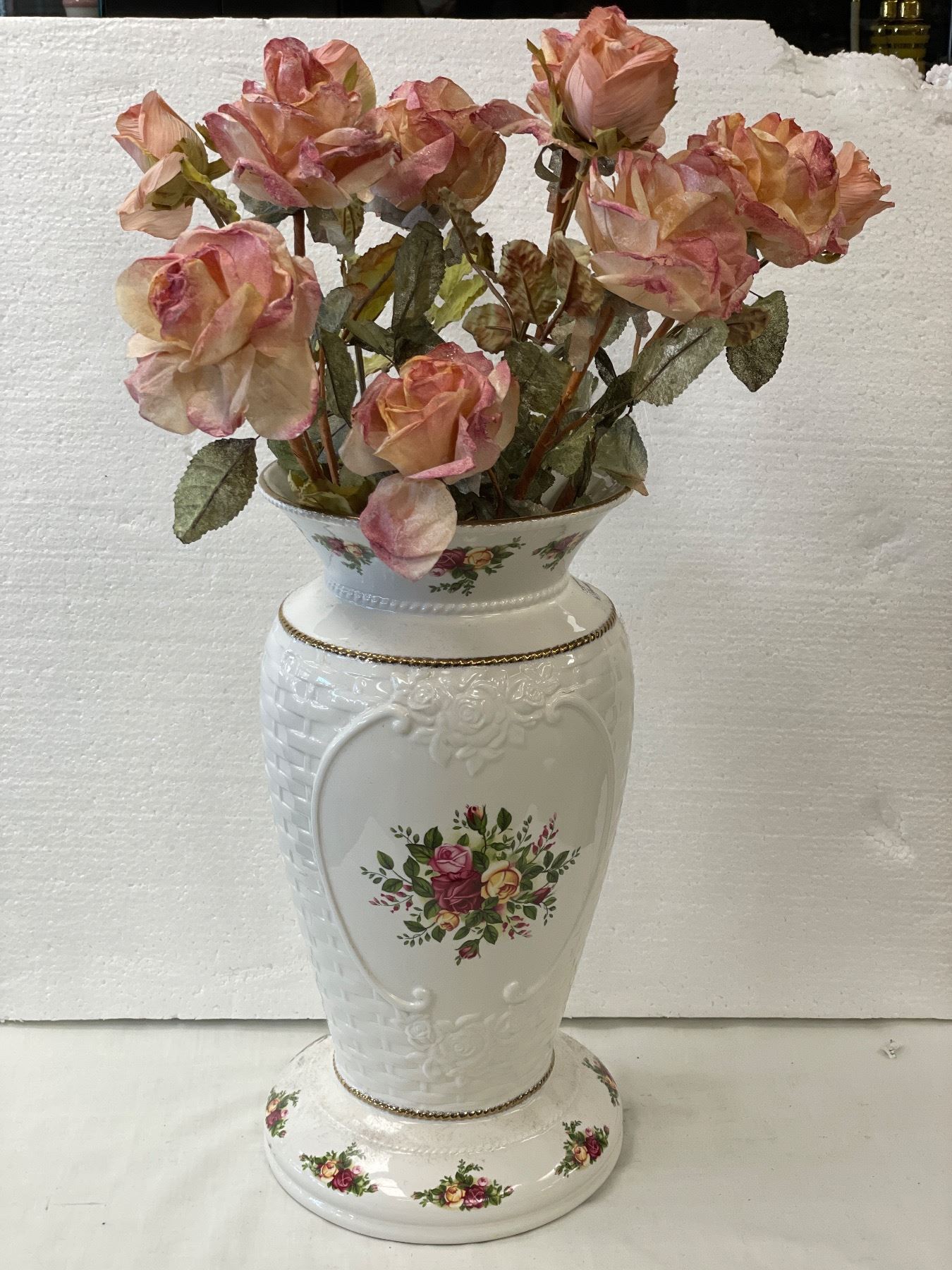 Vintage Royal Albert Old Country Rose Vase With Artificial Roses