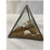 Image 2 : Leaded Bevelled Glass Pyramid With Sand And Seashells
