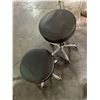 Image 3 : Group of 2 Ergonomic Rolling Shop Stool