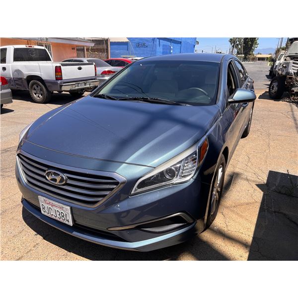 2017 Hyundai Sonata - CLEAN/139,006 Mi