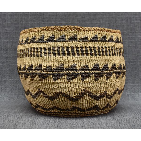 KLAMATH BASKETRY BOWL