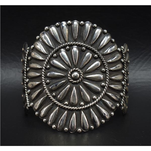 NAVAJO SILVER BRACELET (MELVIN FRANCIS)