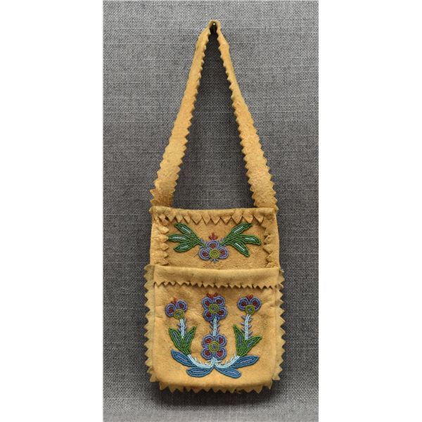WOODLANDS BEADED PURSE