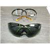 Image 1 : 1 PR SAFETY SUNGLASSES, 1 PR 3M PROTECTIVE EYRWEAR