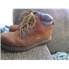 Image 1 : WORK LOAD WORK BOOTS, SIZE 7 ( LADIES WOULD BE A 9)