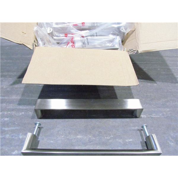 UPTOWN CABINET PULL, BR NICKEL , 160 MM, QUANTITY 25