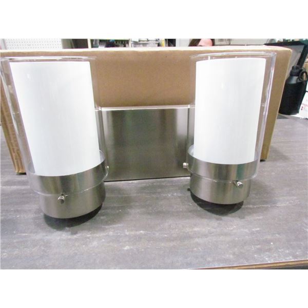 2 LIGHT VANITY WALL LIGHT, 772-702 BCH