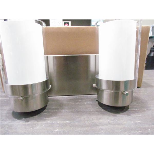 2 LIGHT VANITY WALL LIGHT, 772-702 BCH