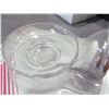 Image 1 : WHITE/CHROME ACRYLIC SOAP DISH