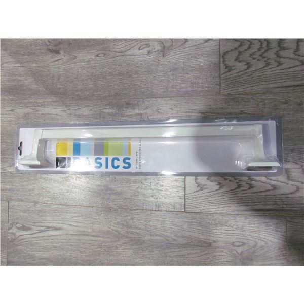 WHITE 18'' TOWEL BAR