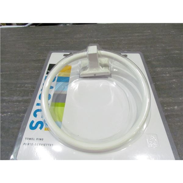 WHITE TOWEL RING