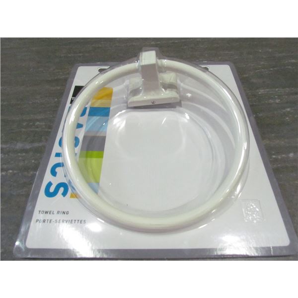 WHITE TOWEL RING