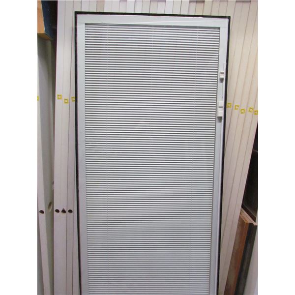 27 X 73 15/16 SEALED UNIT WITH INTERNAL MINI BLINDS, TEMPERED GLASS