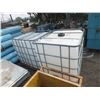 Image 1 : 2 1000 litre Totes
