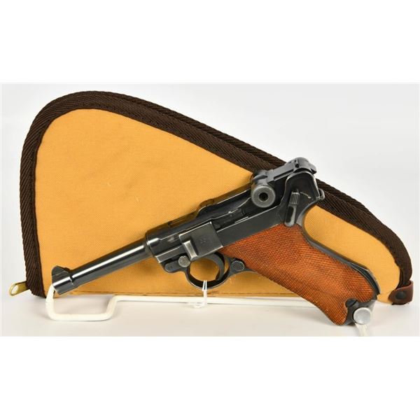 Matching 1939 Mauser Luger 9mm Pistol