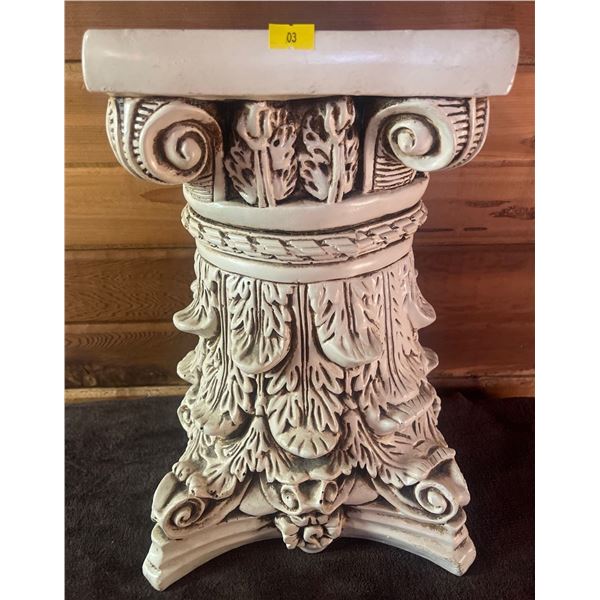 Beautiful Ceramic Pedestal Pillar 10x15