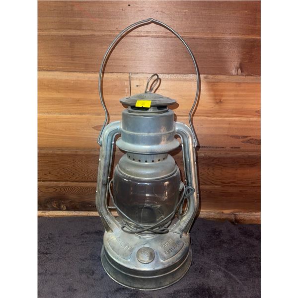 Chalwyn Tempest Oil Lantern 14T