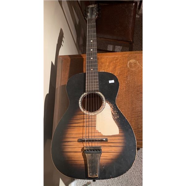 Guitar 14W, 35L