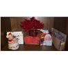 Image 1 : Set of Christmas decorations including a music box figurine, an other sculpture, towels, and more!