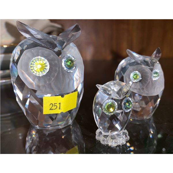 Swarovski family of owls set