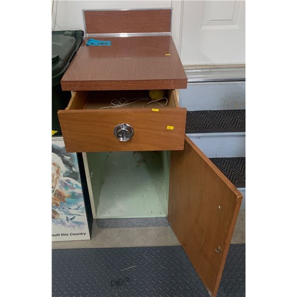 Small wooden drawer 18W, 25D, 40T