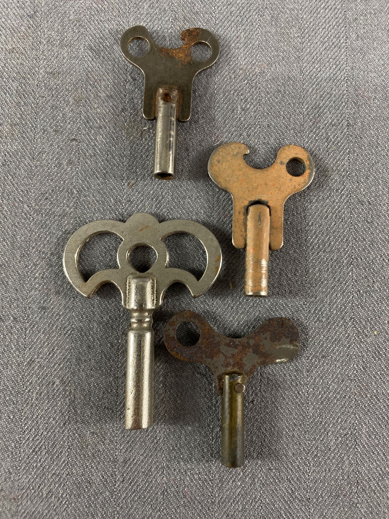 4 Vintage Clock Keys