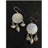 Image 1 : 1 Pair of Tested Silver Dangle Handcrafterd Earrings