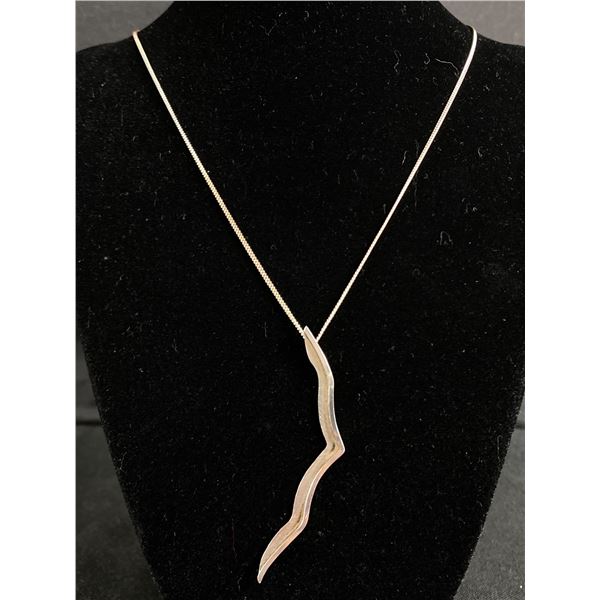 Sterling Silver Large Seagull Pendant with Sterling Silver Chain