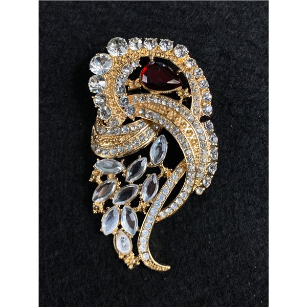 Gorgeous Rhinestone Brooch