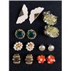 Image 1 : Collection of Vintage Clip on Earrings