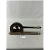 Image 1 : Vintage Cast Iron Empire Tobacco Co. Granby Quebec No. 2 Cutter