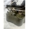 Image 9 : Antique The OLIVER No. 5 Typewriter