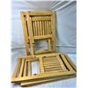 Image 1 : 4 Folding wooden chairs