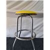 Image 1 : Swivel Top Stool